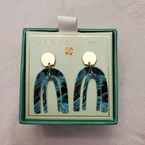 Make Your Own Luck Earrings 🍀